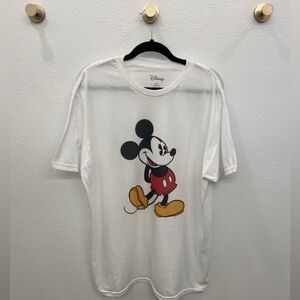 NWOT - Disney White Mickey Mouse XL T-Shirt